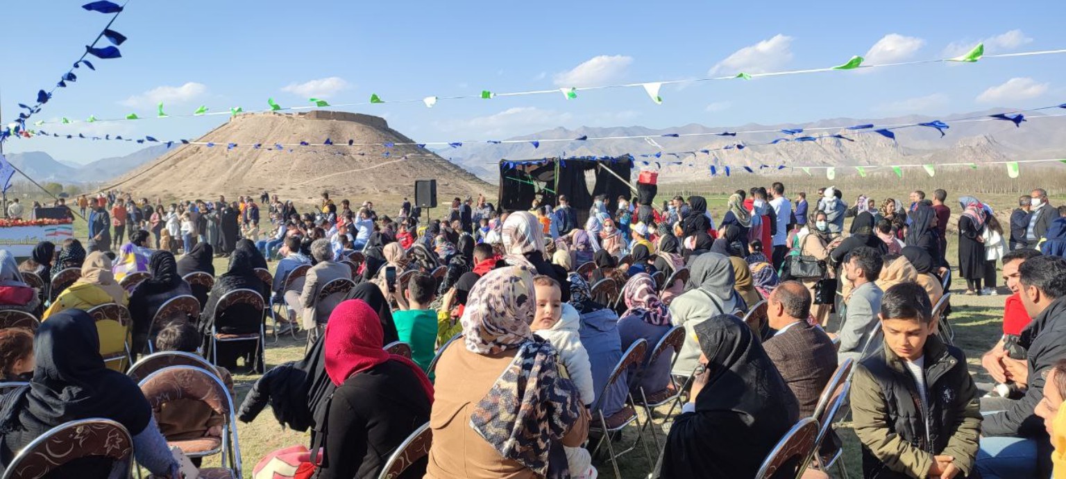 نوروزگاه ۱۴۰۱ در کنار تپه ازبکی